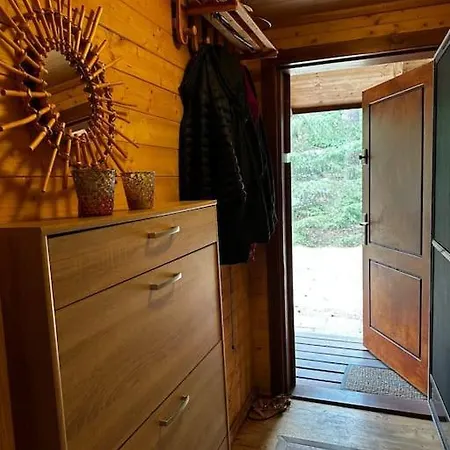 Lesna Nad Jeziorem Gim Na Mazurach Hébergement de vacances Teerau